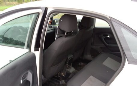 Volkswagen Polo VI (EU Market), 2013 год, 680 000 рублей, 4 фотография