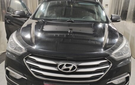Hyundai Santa Fe III рестайлинг, 2017 год, 1 900 000 рублей, 2 фотография