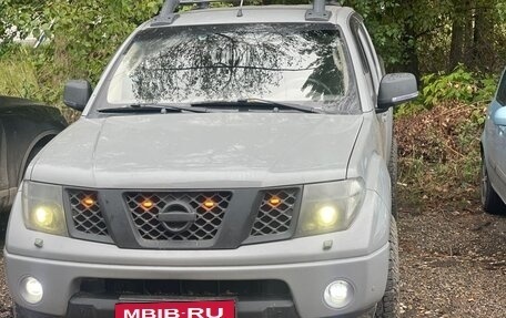 Nissan Navara (Frontier), 2008 год, 1 200 000 рублей, 6 фотография