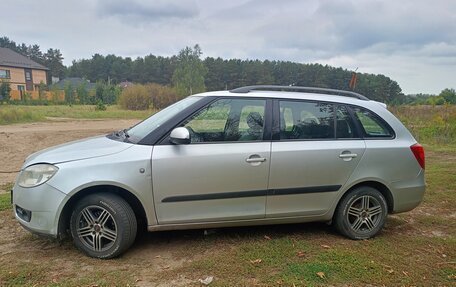 Skoda Fabia II, 2008 год, 490 000 рублей, 2 фотография