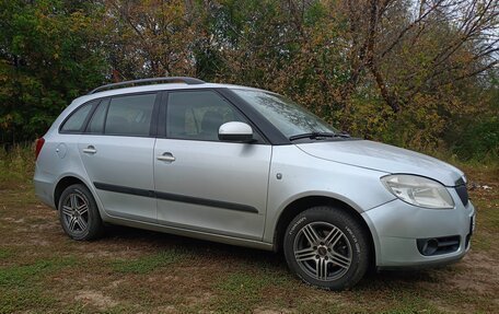 Skoda Fabia II, 2008 год, 490 000 рублей, 3 фотография