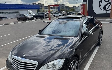 Mercedes-Benz S-Класс, 2011 год, 2 650 000 рублей, 2 фотография