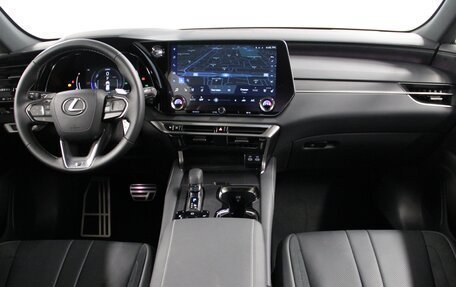 Lexus RX IV рестайлинг, 2025 год, 13 690 000 рублей, 10 фотография