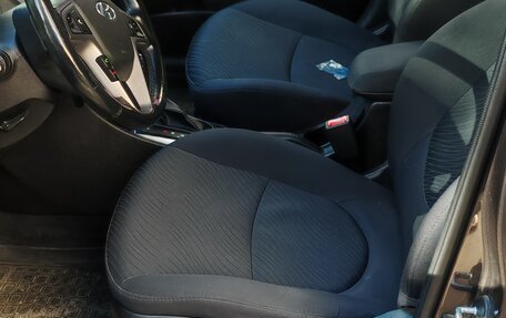 Hyundai Solaris II рестайлинг, 2015 год, 1 250 000 рублей, 2 фотография