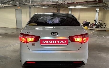 KIA Rio III рестайлинг, 2013 год, 852 000 рублей, 2 фотография