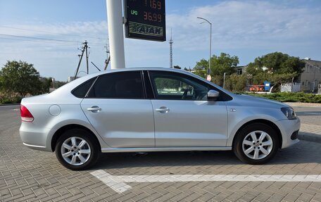 Volkswagen Polo VI (EU Market), 2014 год, 855 000 рублей, 4 фотография