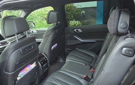 BMW X7, 2021 год, 10 990 000 рублей, 9 фотография
