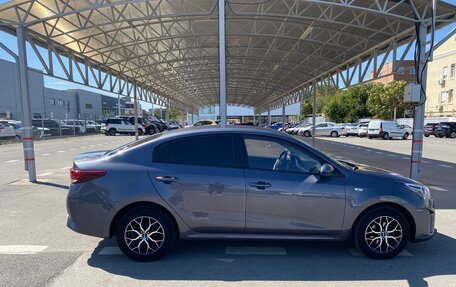 KIA Rio IV, 2021 год, 1 397 000 рублей, 2 фотография