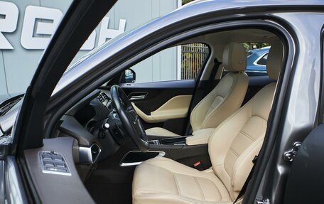 Jaguar F-Pace, 2018 год, 3 489 000 рублей, 17 фотография