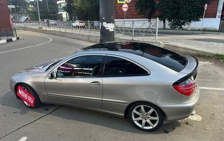 Mercedes-Benz C-Класс, 2004 год, 650 000 рублей, 3 фотография