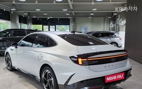 Hyundai Sonata VIII, 2023 год, 2 516 000 рублей, 3 фотография