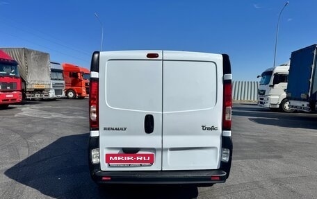Renault Trafic, 2007 год, 960 000 рублей, 2 фотография