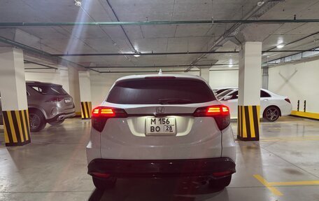 Honda Vezel, 2019 год, 2 050 000 рублей, 4 фотография