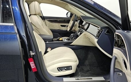 Bentley Bentayga I, 2022 год, 17 316 720 рублей, 11 фотография