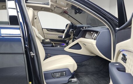 Bentley Bentayga I, 2022 год, 21 007 736 рублей, 8 фотография