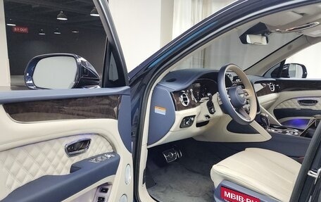 Bentley Bentayga I, 2022 год, 21 007 736 рублей, 7 фотография