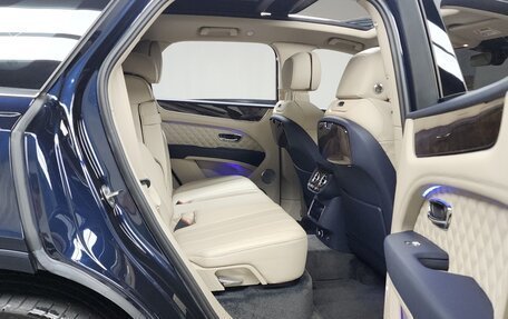 Bentley Bentayga I, 2022 год, 21 007 736 рублей, 9 фотография