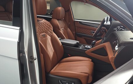 Bentley Bentayga I, 2021 год, 17 677 736 рублей, 7 фотография