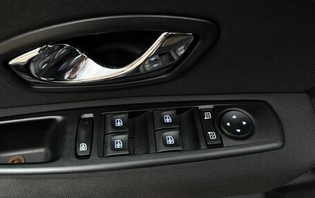 Renault Megane III, 2012 год, 670 000 рублей, 6 фотография