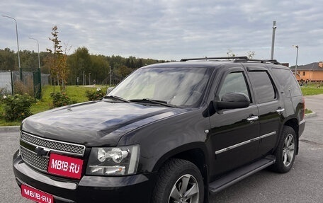 Chevrolet Tahoe III, 2012 год, 2 100 000 рублей, 1 фотография