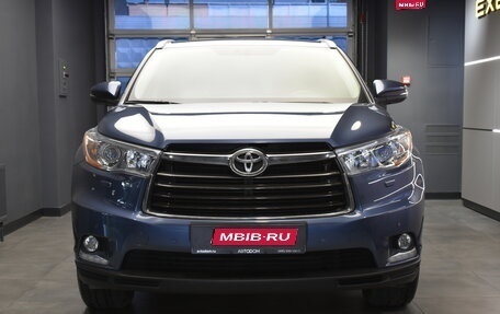 Toyota Highlander III, 2014 год, 3 080 000 рублей, 1 фотография