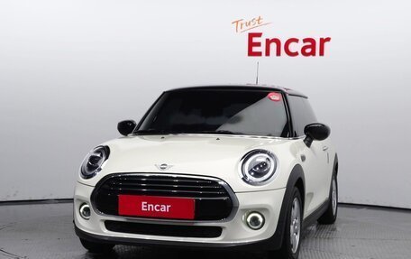 MINI Hatch, 2020 год, 1 274 108 рублей, 3 фотография