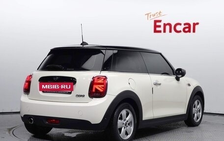 MINI Hatch, 2020 год, 1 274 108 рублей, 2 фотография