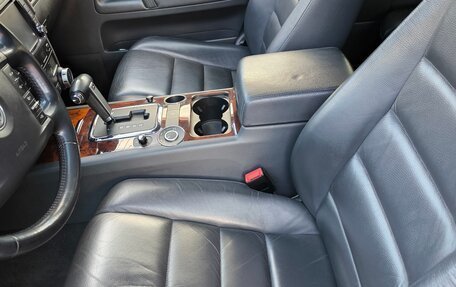 Volkswagen Touareg III, 2007 год, 1 100 000 рублей, 11 фотография