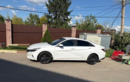 Hyundai Elantra, 2021 год, 1 599 000 рублей, 2 фотография