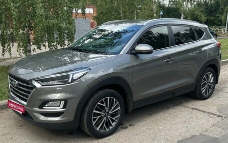 Hyundai Tucson III, 2019 год, 2 400 000 рублей, 2 фотография
