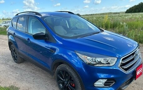 Ford Escape III, 2019 год, 1 950 000 рублей, 1 фотография