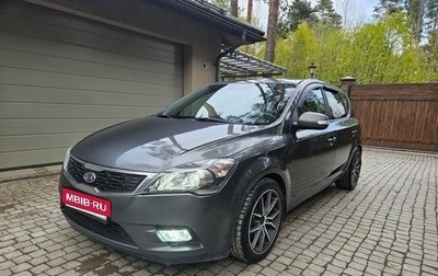 KIA cee'd I рестайлинг, 2010 год, 690 000 рублей, 1 фотография