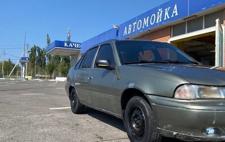 Daewoo Nexia I рестайлинг, 2004 год, 127 000 рублей, 1 фотография