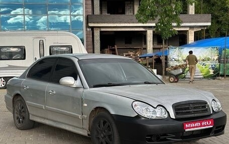 Hyundai Sonata IV рестайлинг, 2005 год, 200 000 рублей, 1 фотография