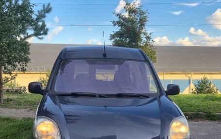 Renault Kangoo II рестайлинг, 2004 год, 399 000 рублей, 1 фотография
