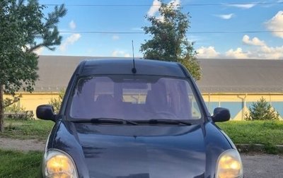 Renault Kangoo II рестайлинг, 2004 год, 399 000 рублей, 1 фотография