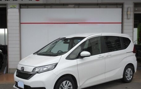 Honda Freed II, 2022 год, 1 088 000 рублей, 1 фотография