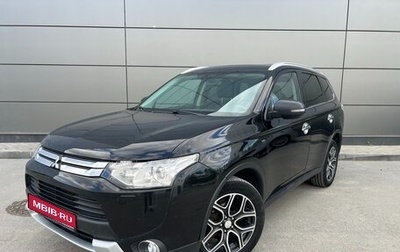 Mitsubishi Outlander III рестайлинг 3, 2014 год, 1 820 000 рублей, 1 фотография