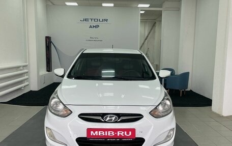 Hyundai Solaris II рестайлинг, 2011 год, 780 000 рублей, 1 фотография