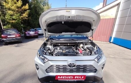 Toyota RAV4, 2021 год, 4 700 000 рублей, 11 фотография