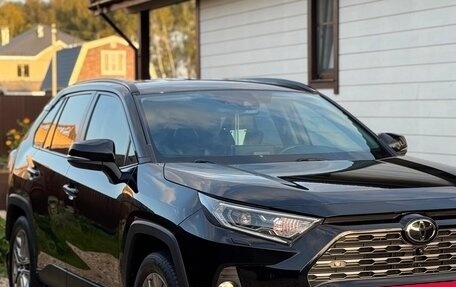 Toyota RAV4, 2021 год, 4 000 000 рублей, 2 фотография