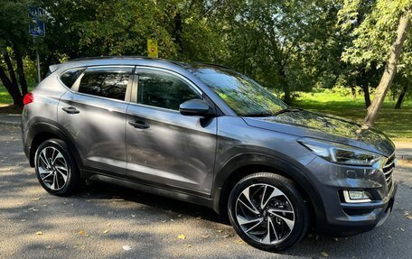 Hyundai Tucson III, 2019 год, 2 600 000 рублей, 1 фотография