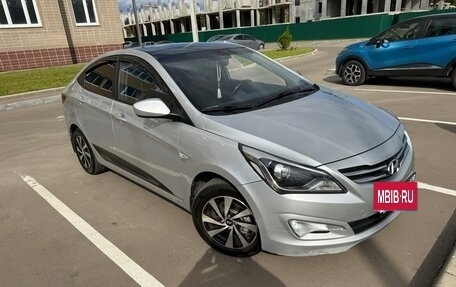 Hyundai Solaris II рестайлинг, 2014 год, 650 000 рублей, 2 фотография