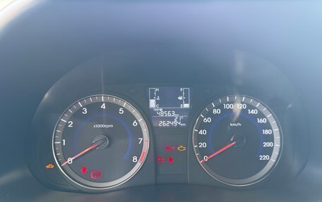 Hyundai Solaris II рестайлинг, 2014 год, 650 000 рублей, 6 фотография