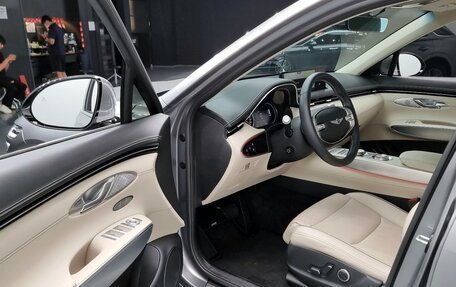 Genesis GV70, 2022 год, 3 341 580 рублей, 10 фотография