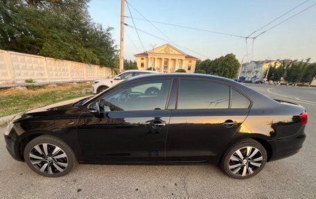 Volkswagen Jetta VI, 2012 год, 740 000 рублей, 2 фотография