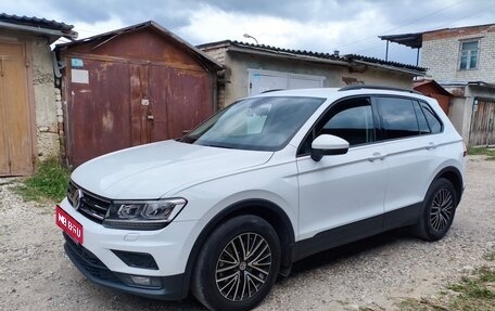 Volkswagen Tiguan II, 2019 год, 2 150 000 рублей, 1 фотография