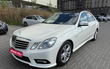 Mercedes-Benz E-Класс, 2011 год, 1 550 000 рублей, 1 фотография