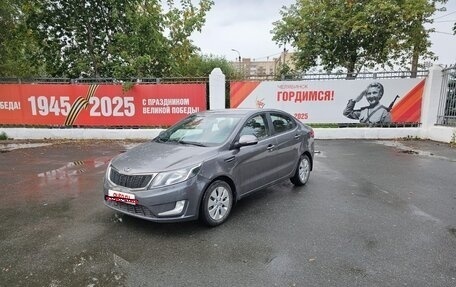 KIA Rio III рестайлинг, 2013 год, 880 000 рублей, 1 фотография