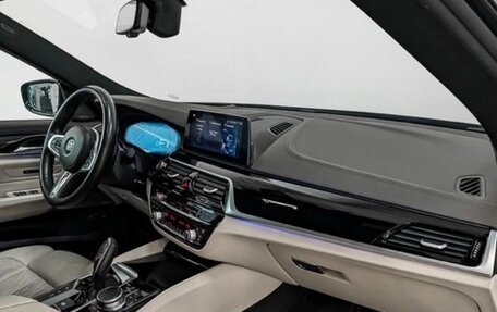 BMW 6 серия, 2018 год, 4 300 000 рублей, 5 фотография